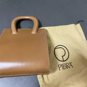 PIBRA 가죽 핸드백