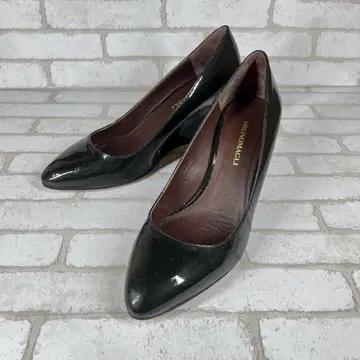 [ BRUNOMAGLI ] 브루노말리 블랙 힐 에나멜 22cm