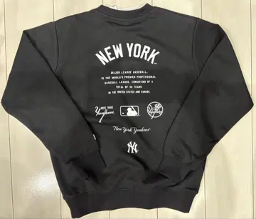 새상품 M 사이즈 MLB 양키스 트레이닝복 백 프린트