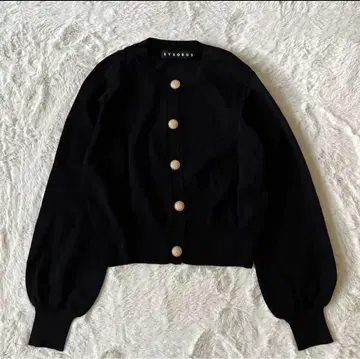 새상품급 [시소라스] 니트 가디건 골드 버튼 블랙 M
