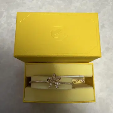 SWAROVSKI 팔찌