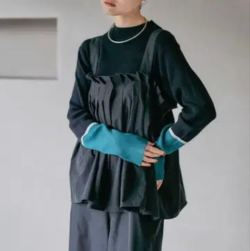 새상품 LEPSIM 렙심 12게이지 소매 배색 풀오버 2 블랙 x 그린