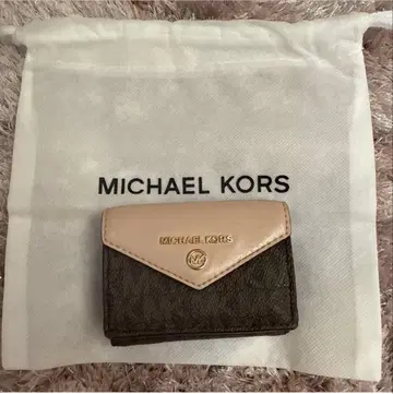 MICHEAL KORS 3단 접이식 지갑