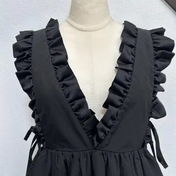 미사용급 bibiy VIVIAN SKIRT