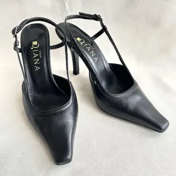 새상품급 DIANA 펌프스 힐 백 스트랩 블랙 가죽 일본제
