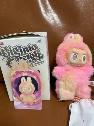 POP MART 러브브 에너지