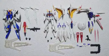 UNIVERSAL UNIT 크시 건담 페넬로페 조립품