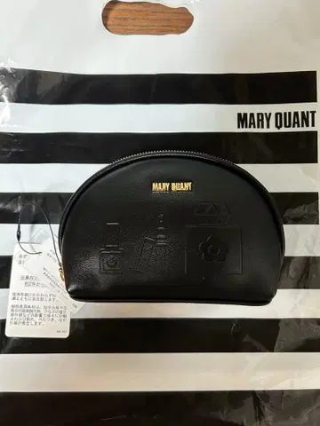 MARY QUANT 블랙 돔형 파우치
