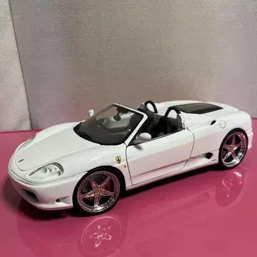 페라리 360 오픈카 화이트 1/18