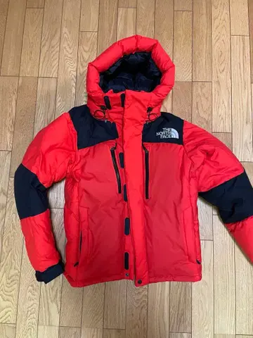 THE NORTH FACE 바르톨로 다운 자켓
