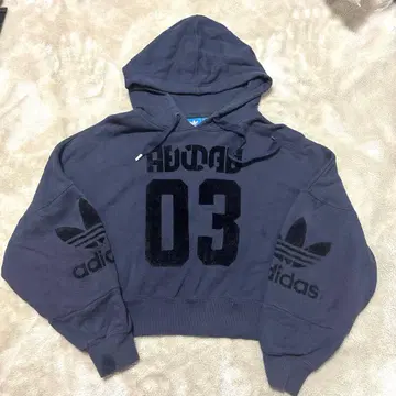 adidas 후드 부착 크롭 후드티 03