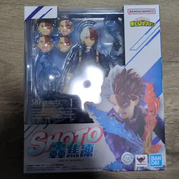 SHFiguarts 토도로키 쇼토 피규어