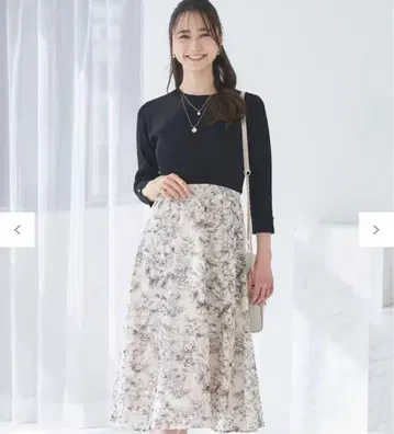 [ 새상품급 ] anySiS 애니시스 플라워 프린트 도킹 니트 원피스
