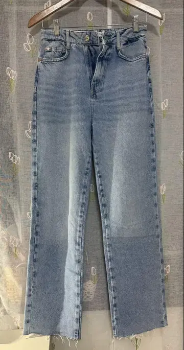 ZARA 스트레이트 데님 라이트 블루