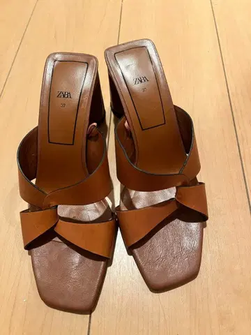 ZARA 브라운 힐 샌들 38 브라운