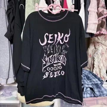 세코 넘치는 로고T 블랙 오오모리 야스코 T셔츠