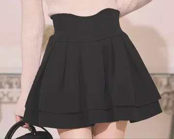 미셸 마카롱 슬림 레그 스커트 S 사이즈 블랙