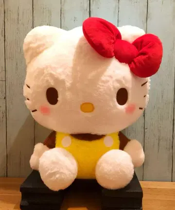 헬로키티 푸딩 카라 봉제 인형 GJ