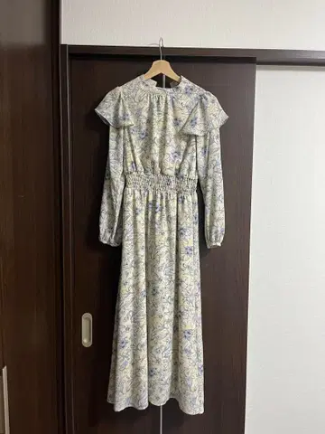 플라워 프린트 프릴 소매 원피스