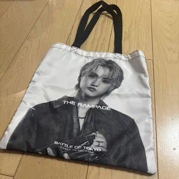 36 BATTLE OF TOKYO 사진 토트백 요시노 호쿠토