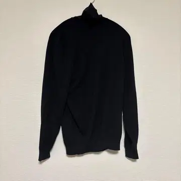 ZARA 블랙 심플 터틀넥 스웨터 S 사이즈