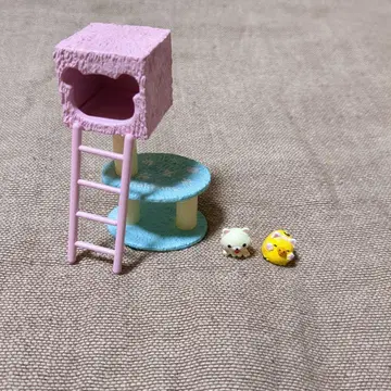 리락쿠마 느긋한 고양이 카페 캣 타워 고양이
