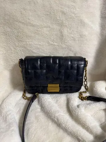 ZARA 퀼팅 숄더백 블랙