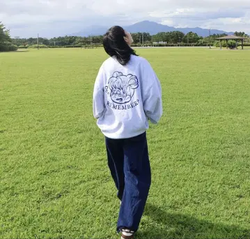 Remember Logo Big Sweat