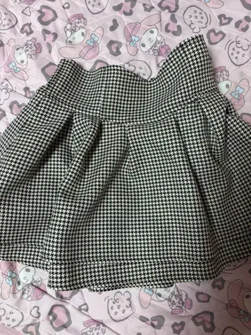 미셸 마카롱 하운드투스 체크 패턴 스커트