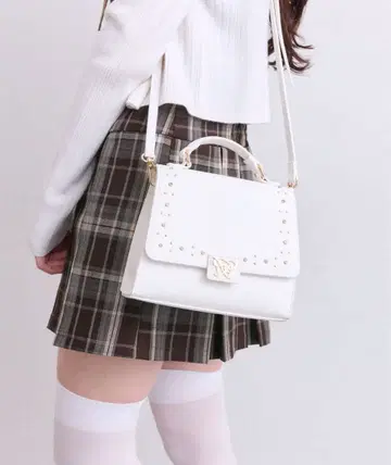 에메리 스터드 부착 켈리백 OLIVE des OLIVE 숄더백