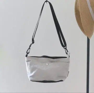 bon moment 숄더백 라이트 그레이