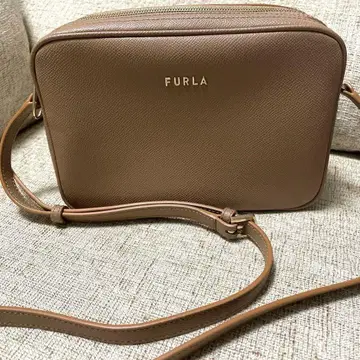 FURLA 브라운 숄더백