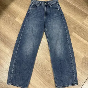 배기 커브 청바지 유니클로 23