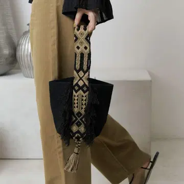 Sara mallika Tassel Lantern Bag