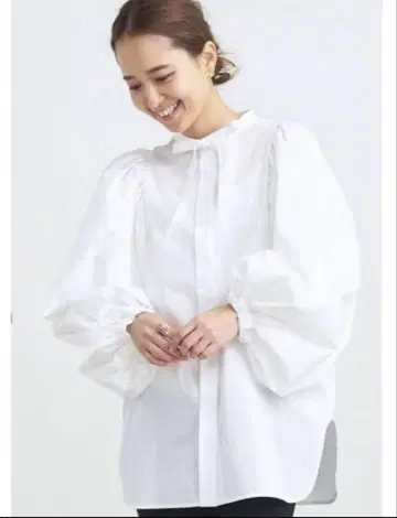 yori 퍼프 슬리브 리본 블라우스 화이트