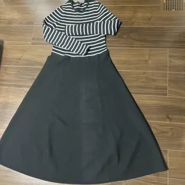플레어 롱 스커트