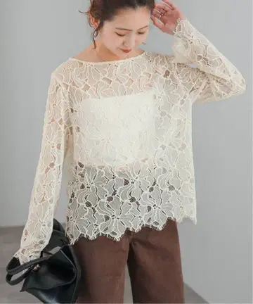 몰 레이스 블라우스