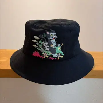 이시쿠로 아야코 바이커 캣 버킷 햇 치키치키 서커스단 그라니프