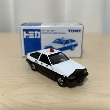 [토미카] 이토요카도 한정판 카롤라 레빈 AE 86 순찰차