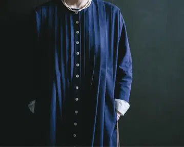 미나 페르호넨 rytmi 플리츠 디자인 롱 원피스 코트 네이비