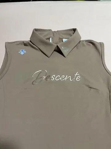 Descente 슬리브리스 골프 드레스
