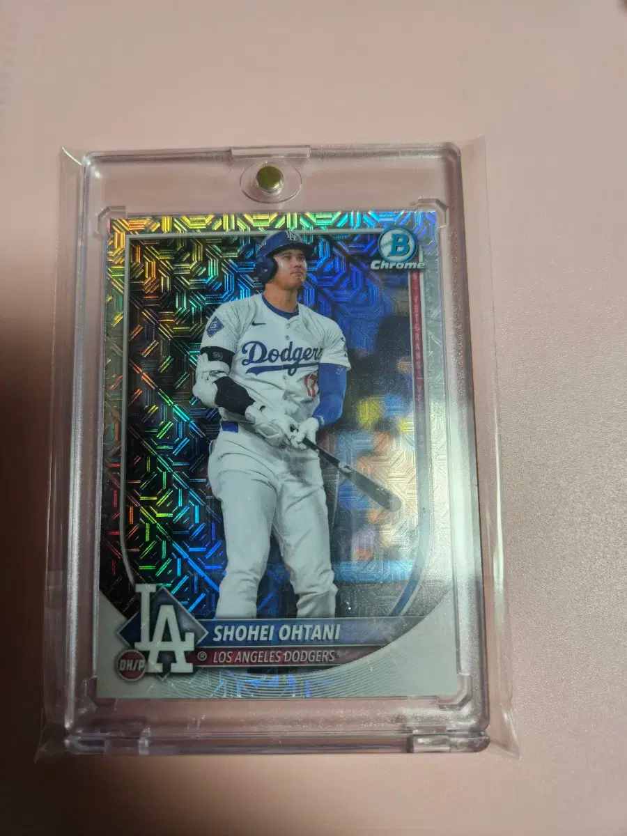 오타니 2025 Bowman Chrome 리플렉터 카드