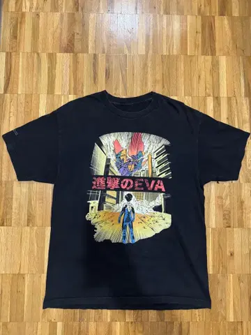 에반게리온 진격의 거인 진격의 EVA 그래픽 T셔츠 블랙