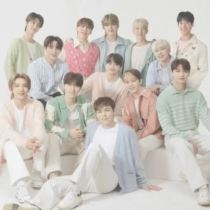 SEVENTEEN | 세븐틴 Pre-order)) Seventeen 2026 Season's Greetings Buncheol #세븐틴,#세븐틴분철 on Bunjang Global Site.