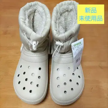 Crocs 크림색 스노우 부츠 24cm 미사용 보아