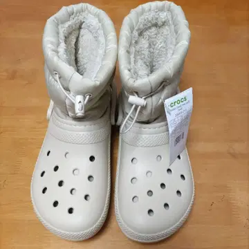 Crocs 클래식 라인드 네오 퍼프 24cm 미사용 보아 부츠