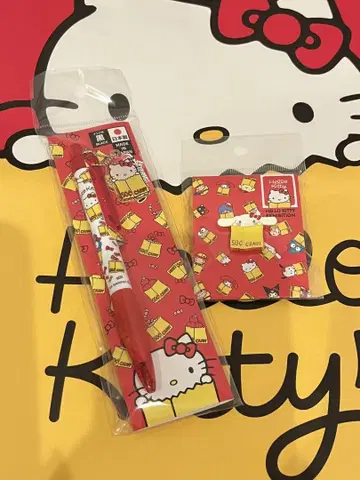 헬로키티전 참 포함 볼펜 시나몬 핀 배지 50주년