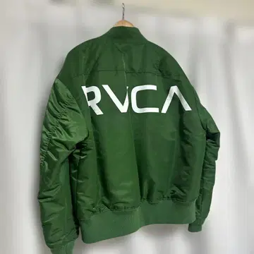 RVCA 그린 MA-1 오버 자켓