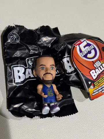 NBA Ballers 스티븐 커리 피규어