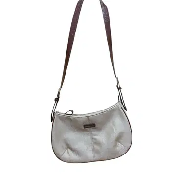 레노마 숄더백 베이지 가죽 느낌 캔버스 새상품급